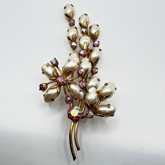 Vintage Brooch Baroque Faux Pearl and Rhinestone Willow Flower Design 1940 - Picture 1 of 10